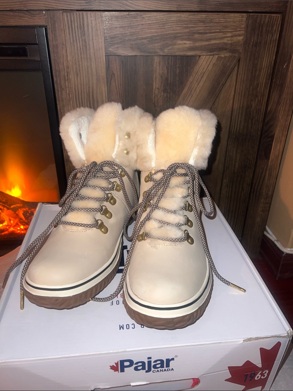 Pajar Galat Canada Women’s Cream Shearling-Lined Lace-Up Boots in Sand